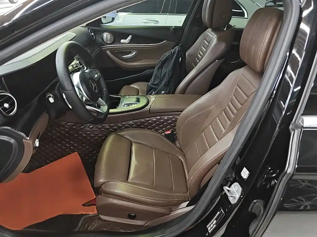 Mercedes-Benz E-Class 2019 E 200 L Sport фото 15