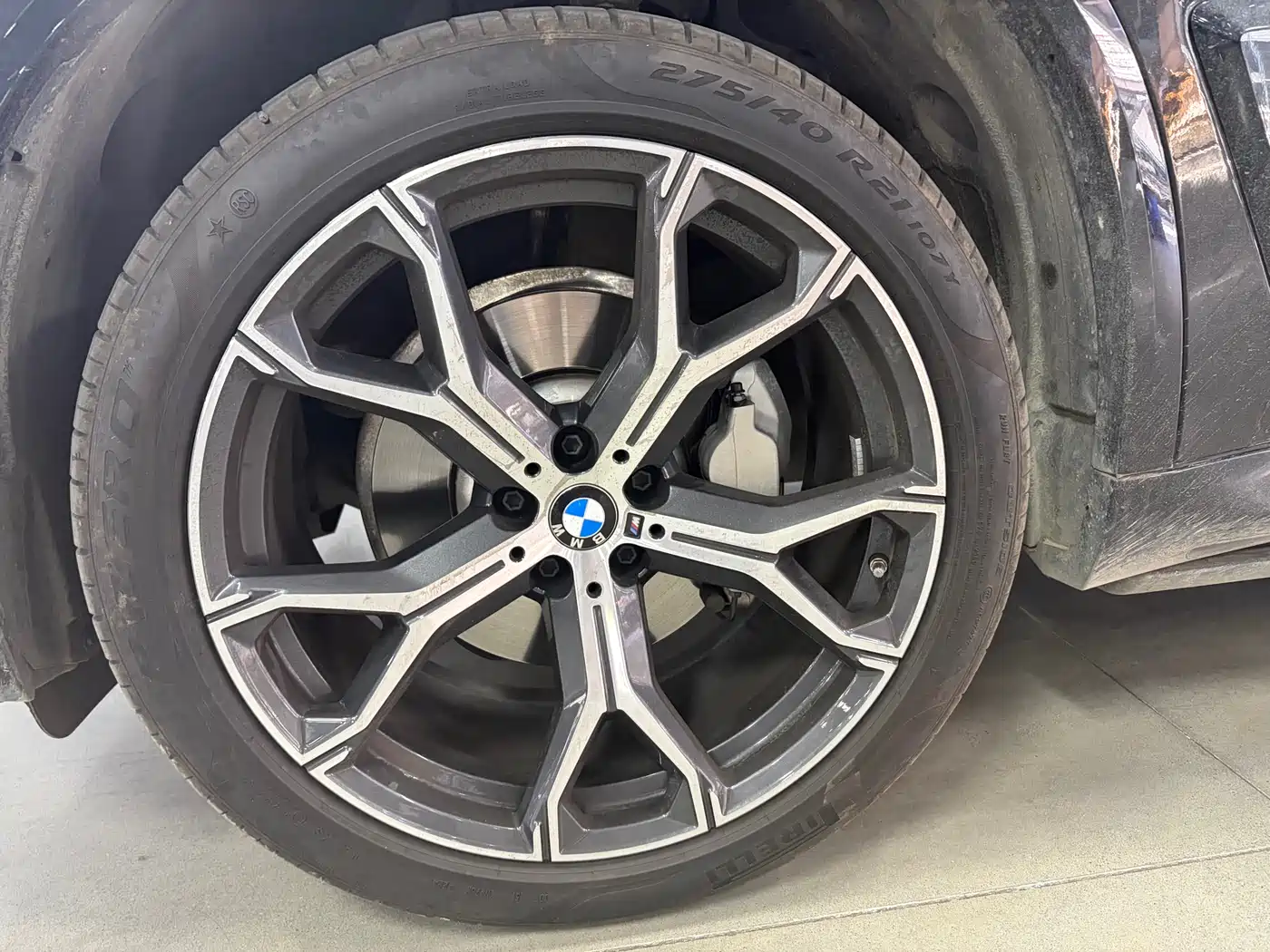 BMW X5 2023 xDrive 30Li Premium M Sport Black Night Package фото 9