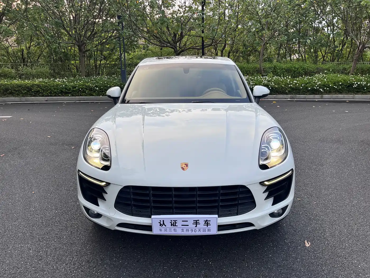 Porsche Macan 2016 Macan 2.0T фото 2