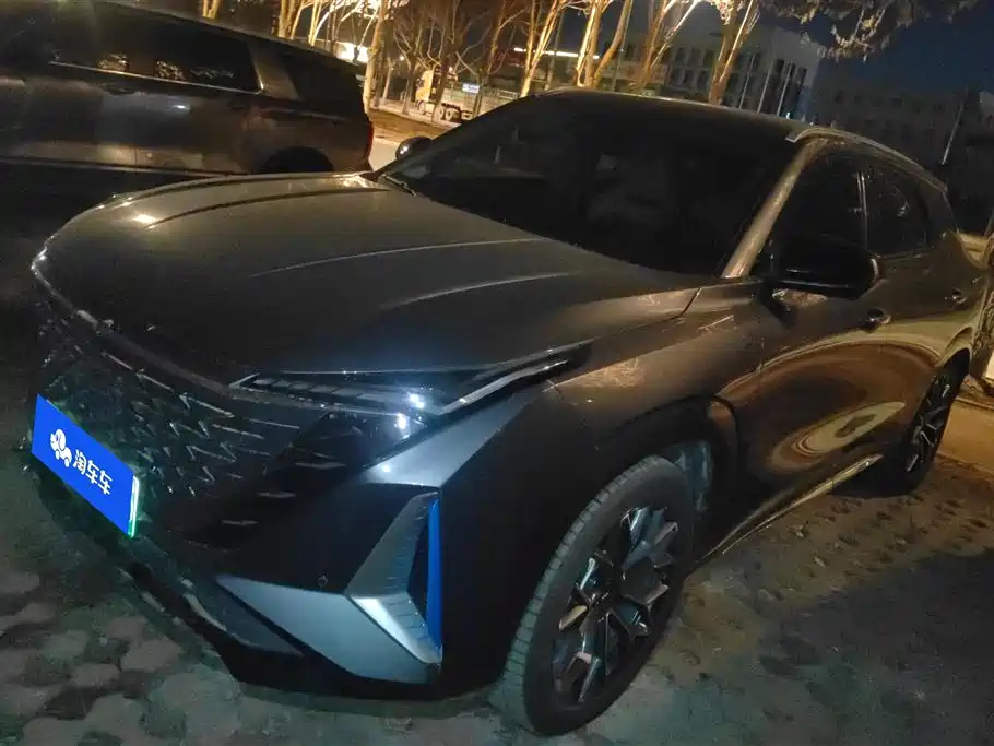 CHANGAN CHANGAN AUCHAN Z6 NEW ENERGY