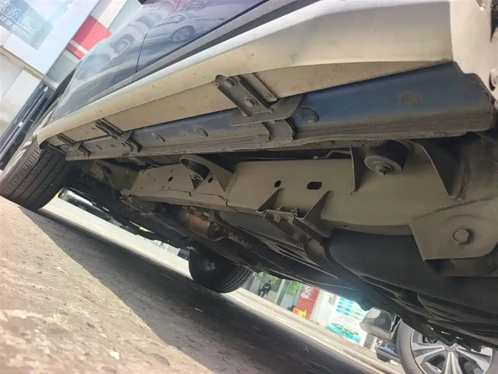 Roewe RX8 2020 2019 30T Intelligent Internet 2WD Flagship Edition