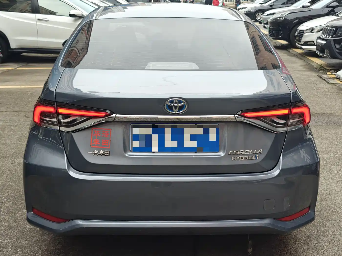 Toyota Corolla 2021 Hybrid 1.8L E-CVT Elite Edition фото 4