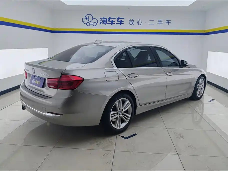 BMW 3 Series 2017 320Li Fashion фото 3