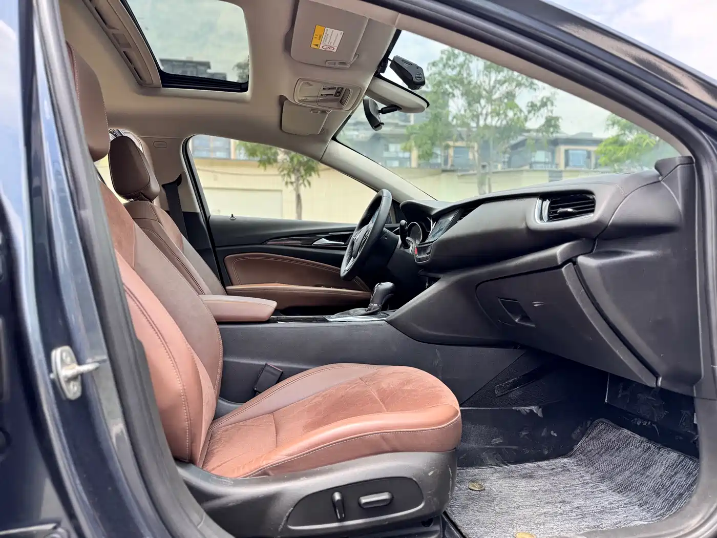 Buick Regal 2019 20T Elite China VI фото 15