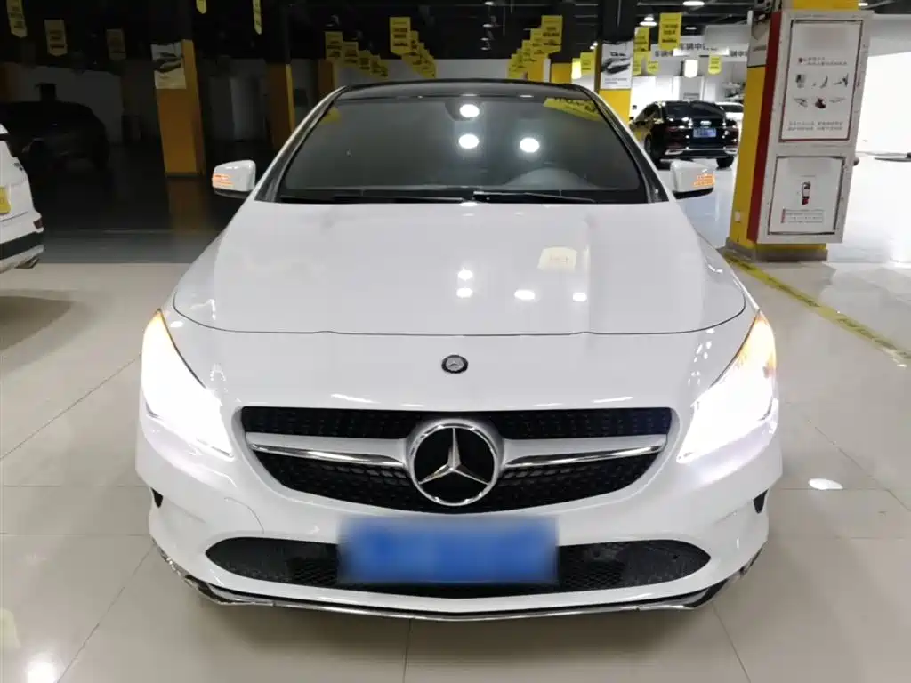 Mercedes-Benz CLA (Import) 2017 CLA 200 Dynamic фото 3