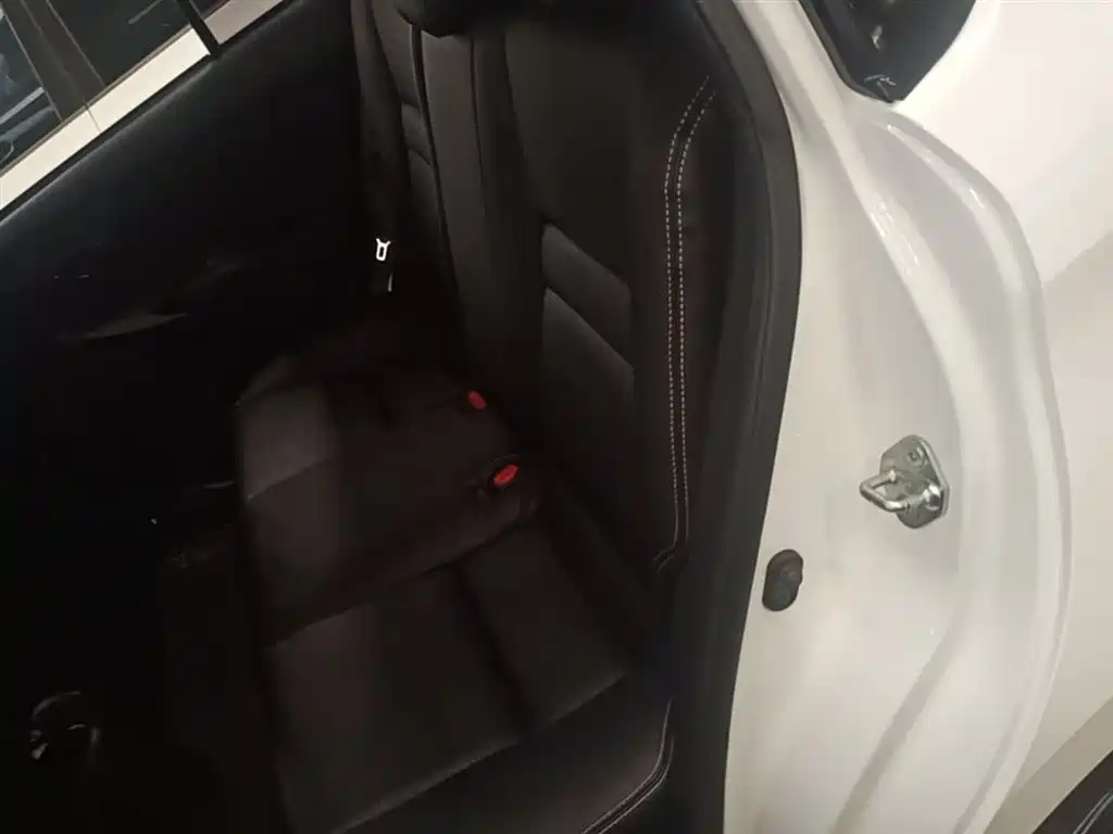 Toyota Vios FS 2017 1.5L CVT Fengchi Edition фото 17