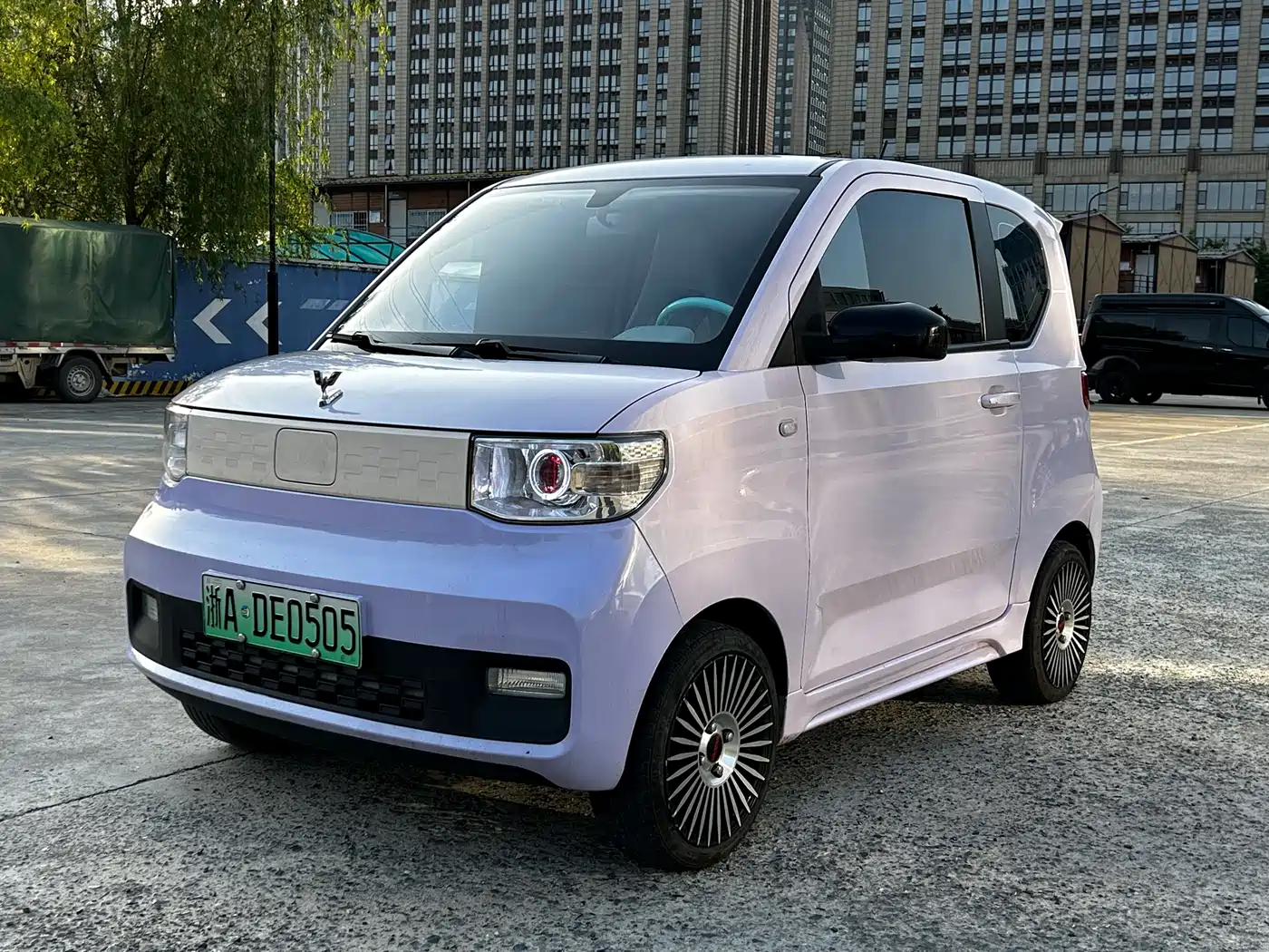 WULING AUTOMOBILE HONGGUANG MINIEV
