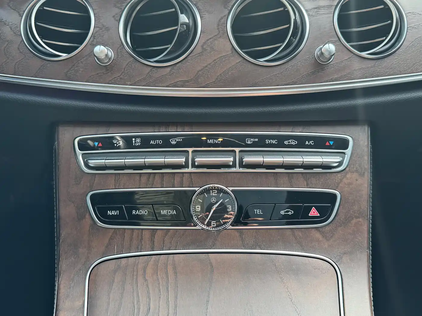 Mercedes-Benz E-Class 2019 Facelift E 300 L Luxury фото 14