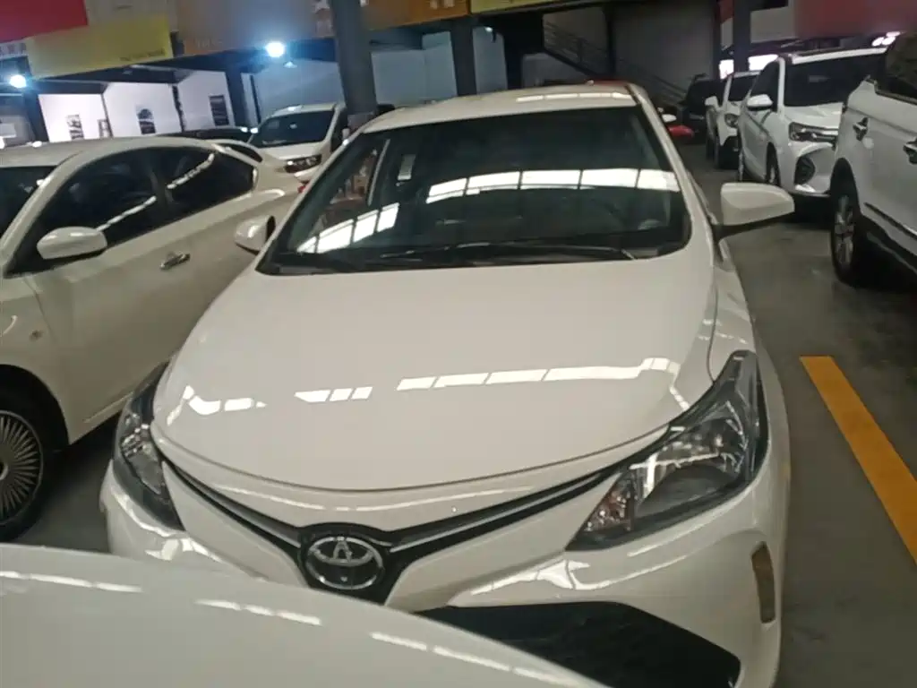 Toyota Vios FS 2017 1.5L CVT Fengchi Edition фото 3