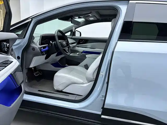 Cadillac IQ Ao Ge 2024 AWD Long Range Edition фото 18