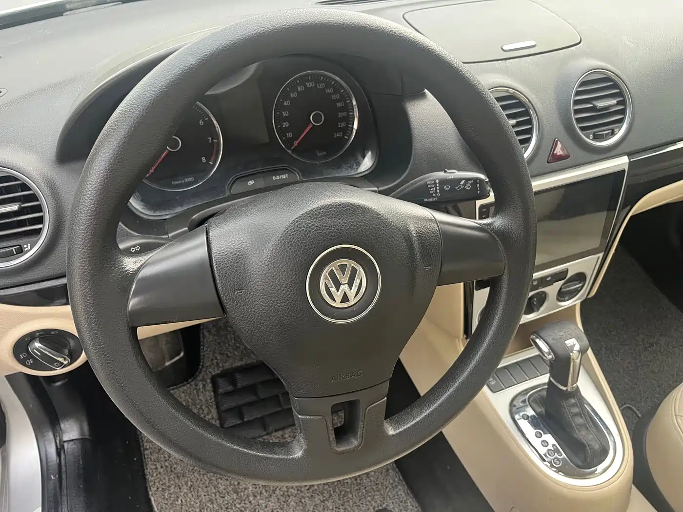 Volkswagen Lavida 2011 1.4TSI DSG Pinya Edition фото 14