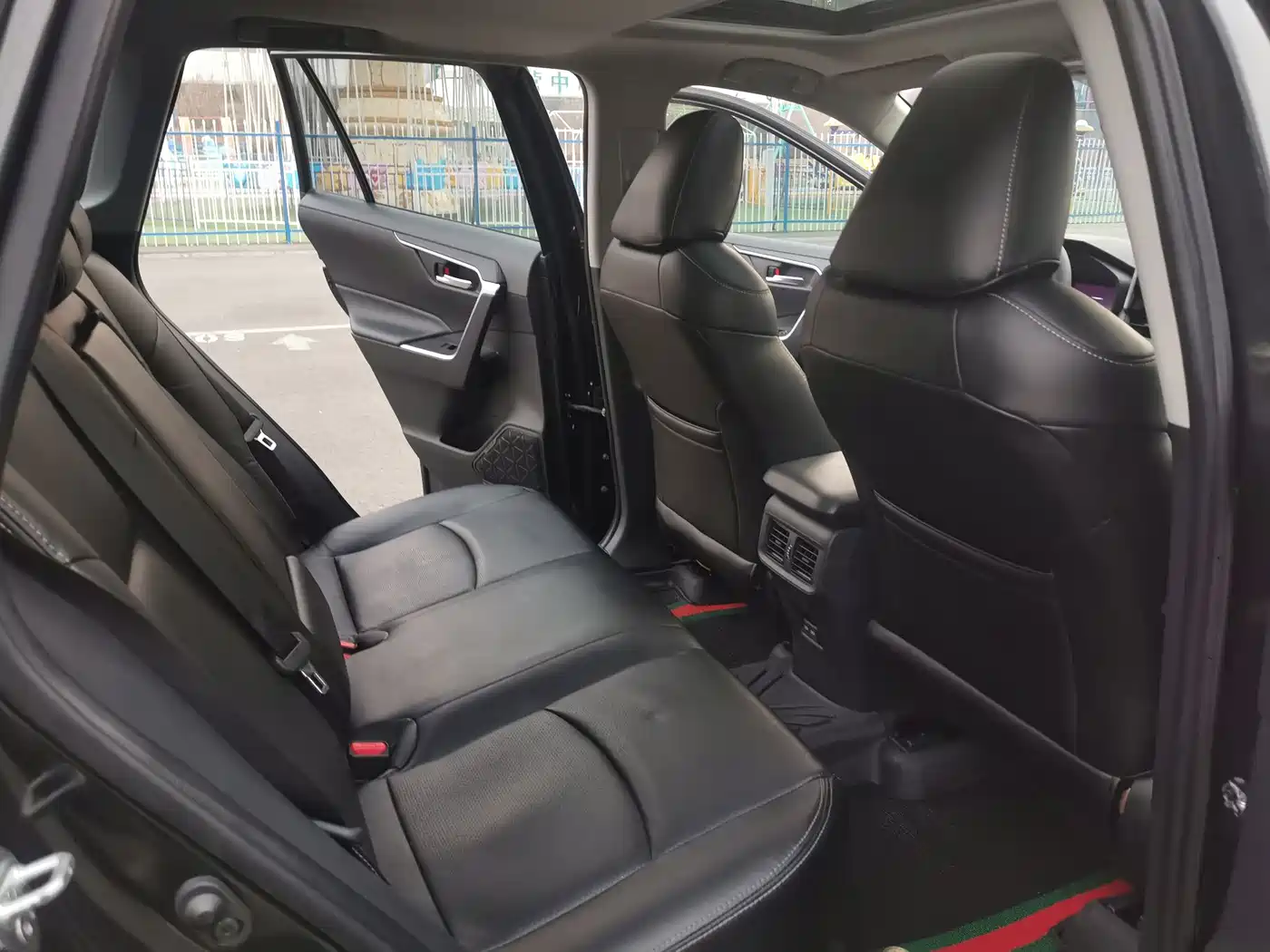 TOYOTA RAV4 RONGFANG