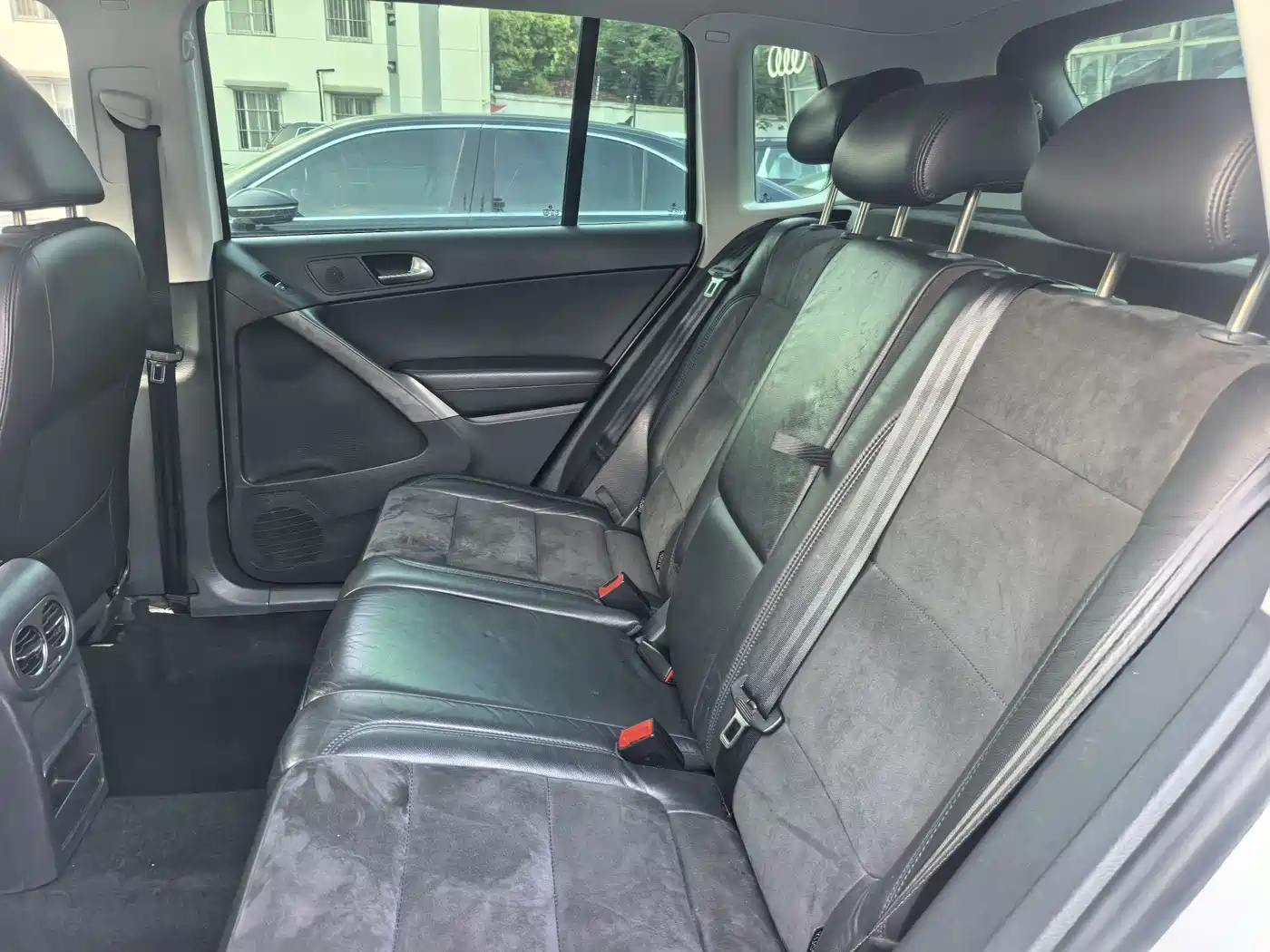 Volkswagen Tiguan 2013 2.0TSI Automatic AWD Flagship Edition фото 13