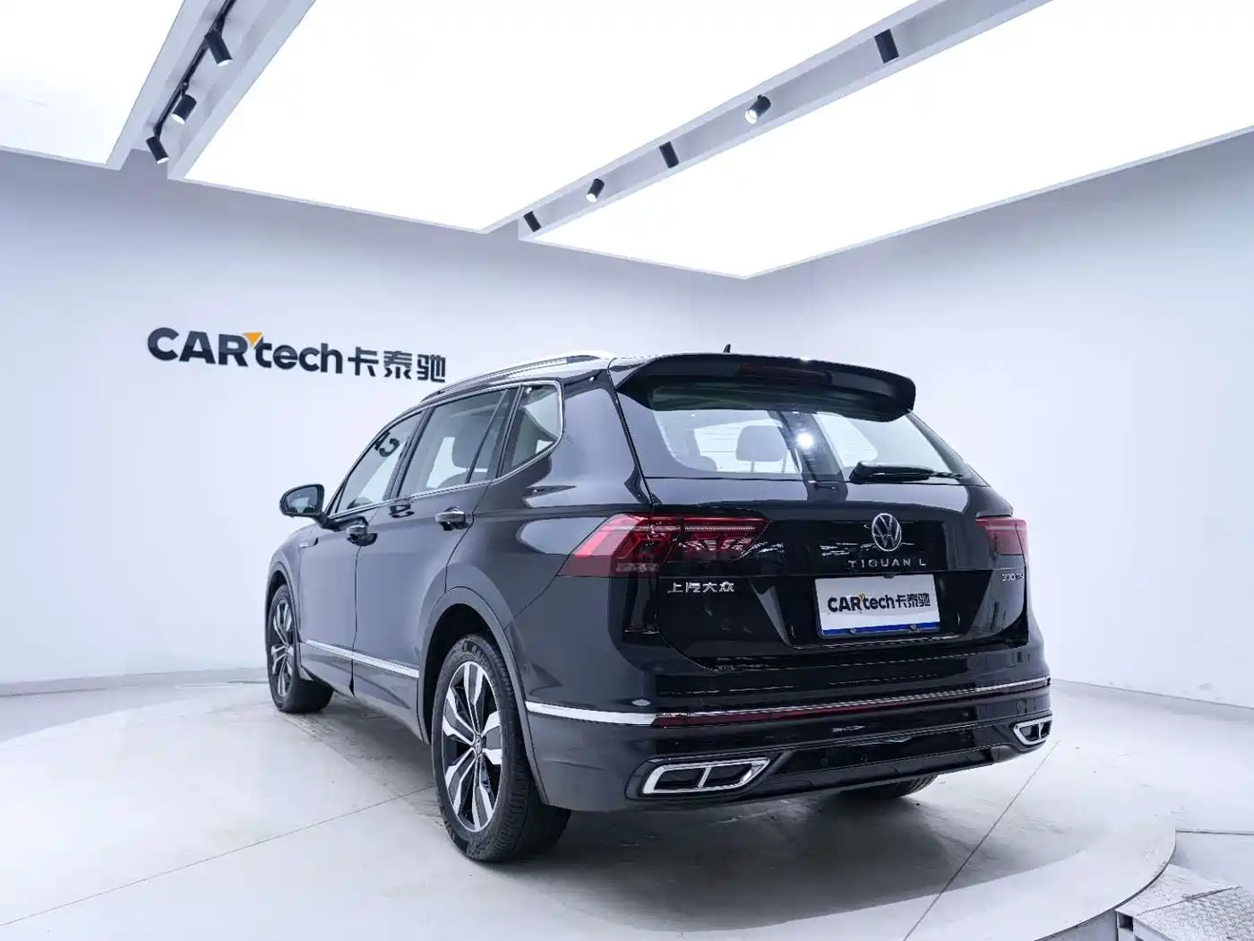 Volkswagen Tiguan L 2024 330TSI Automatic 2WD R-Line Premium Enjoyment Edition фото 19