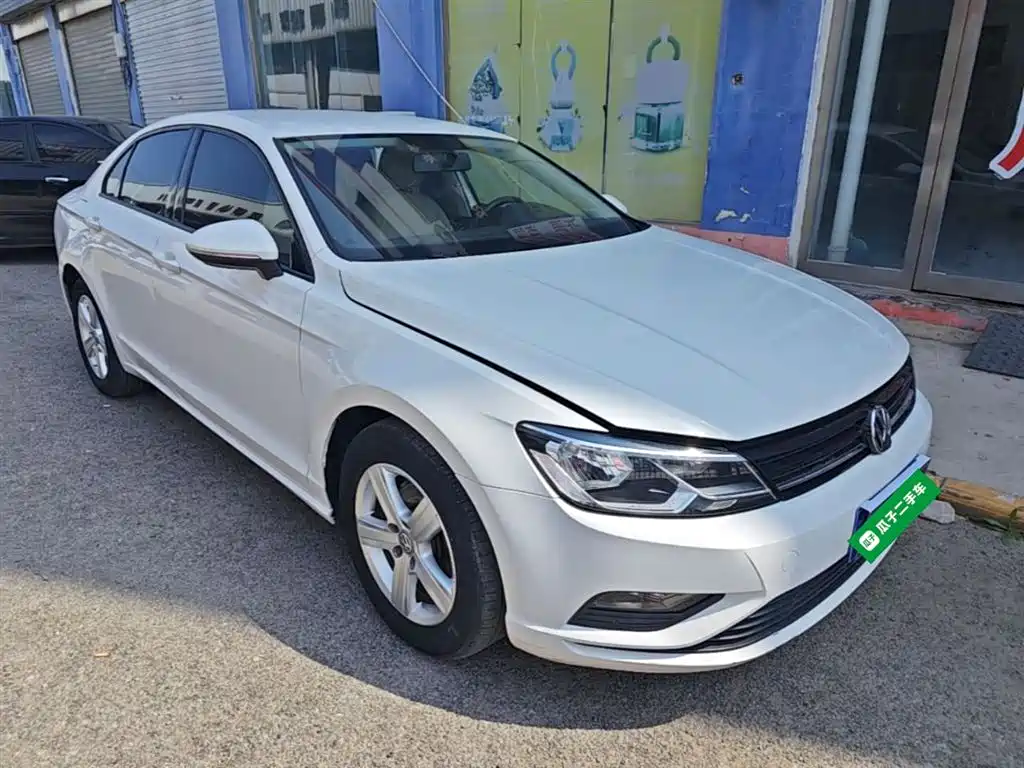 Volkswagen Lamando 2017 230TSI DSG Trend Edition фото 4