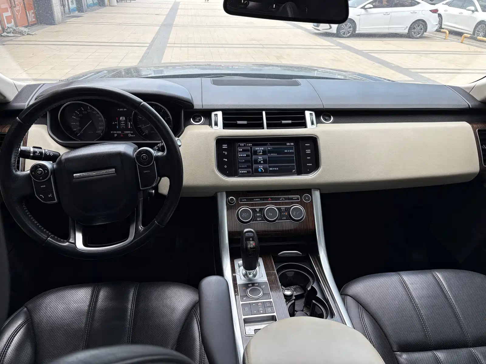 Фото 5 - Land Rover Range Rover Sport