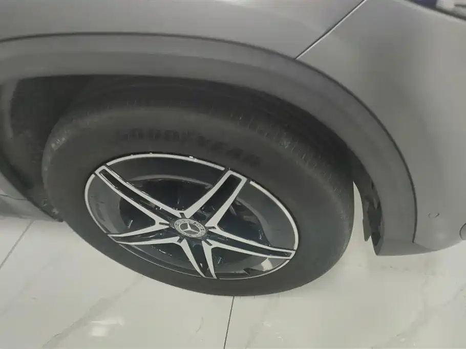 Mercedes-Benz EQA 2022 EQA 300 4MATIC Launch Special Edition фото 6