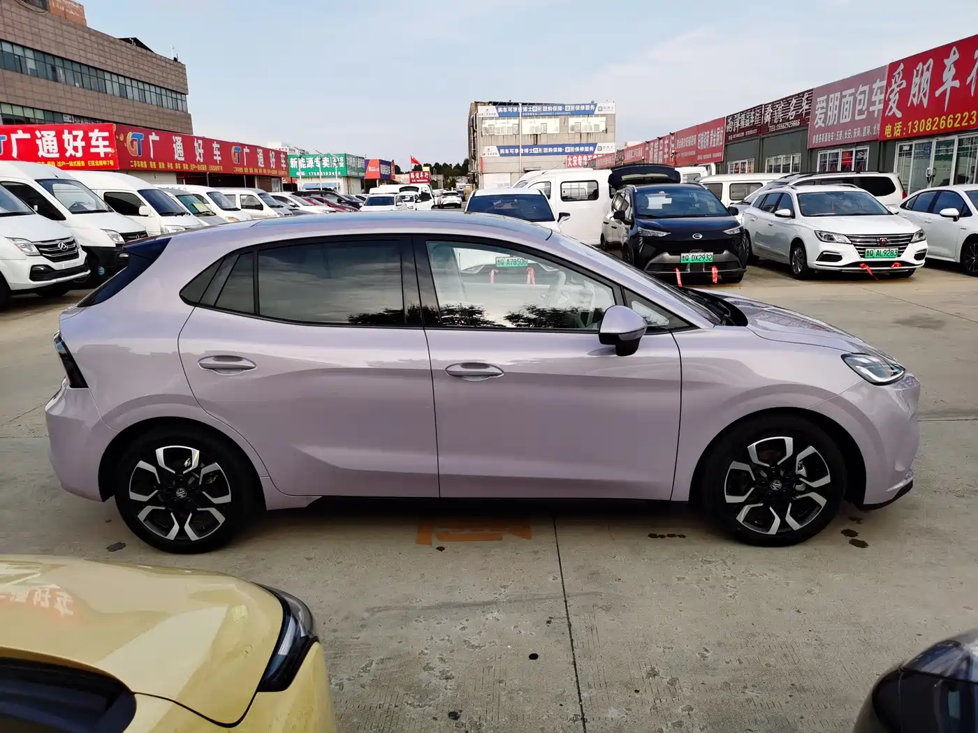 MG MG4 EV 2025 2025 Base Model