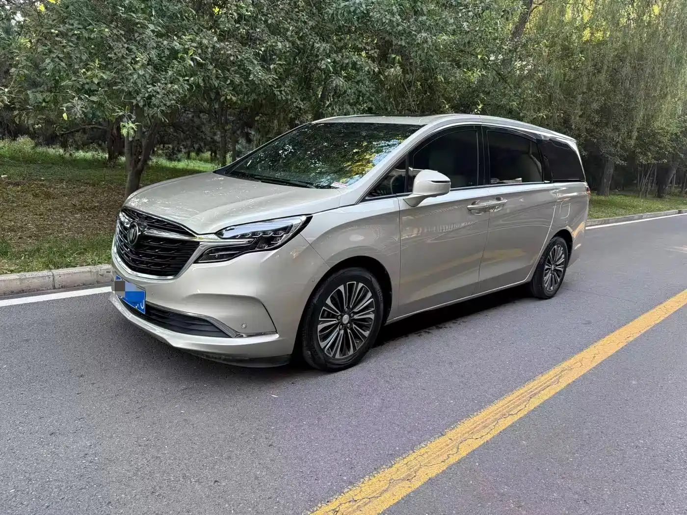 BUICK GL8
