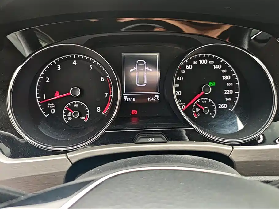 Volkswagen Touran 2018 Touran L 280TSI DSG Comfort 7-seater China V фото 14