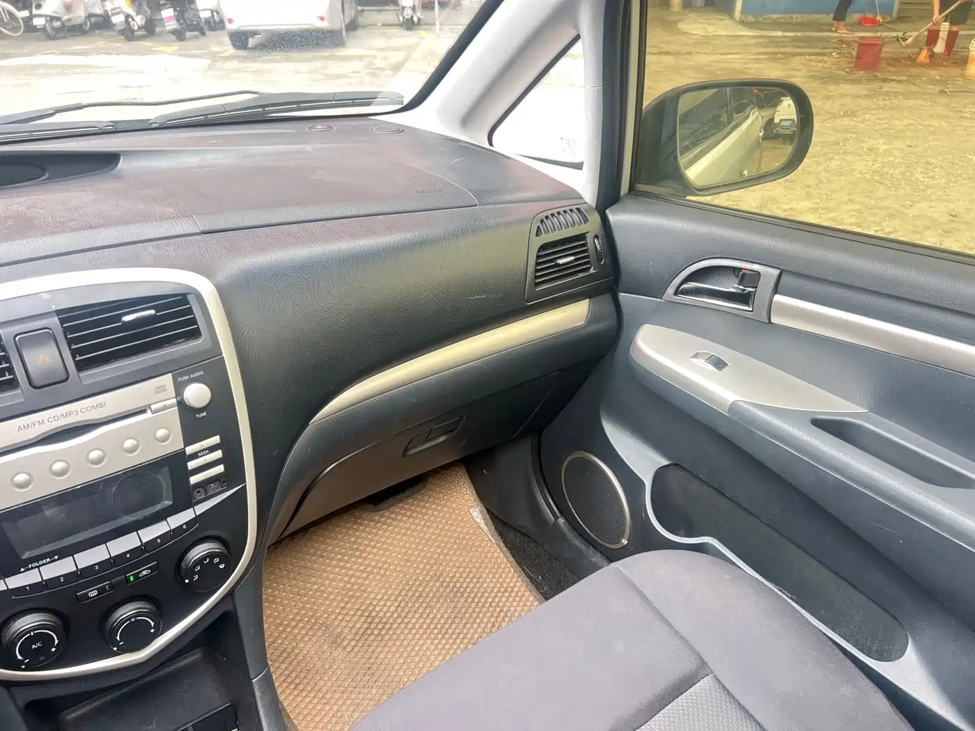 Haima Premacy 2012 2012 1.6L Manual 7-seater Pioneer Edition