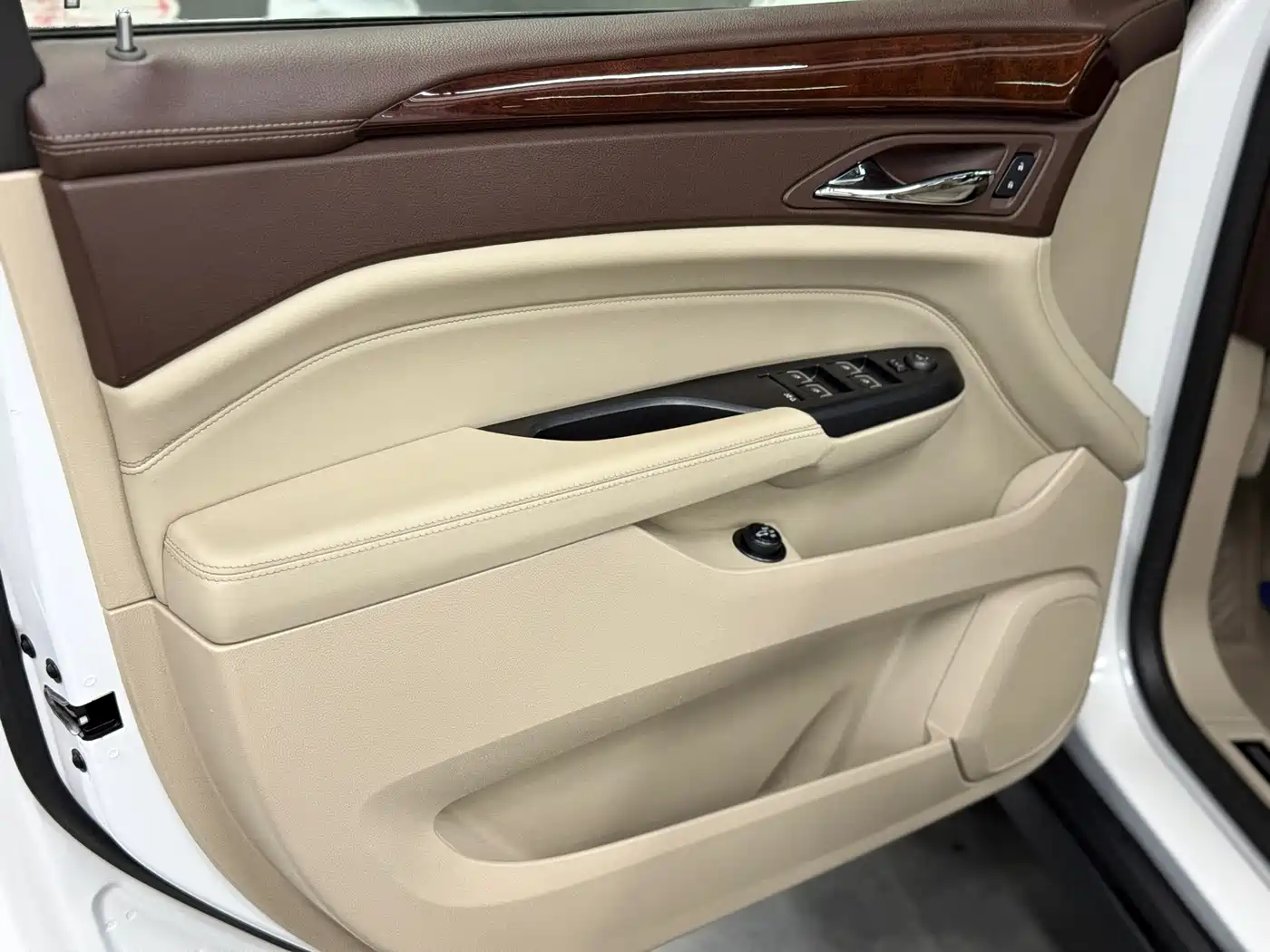 Cadillac SRX 2014 3.0L Leading Model фото 7