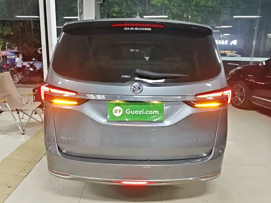 Фото 6 - Buick GL8