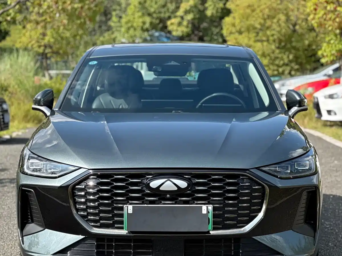 Chery Fengyun Fengyun A8L 2024 2025 1.5TGDI 145km Luxury
