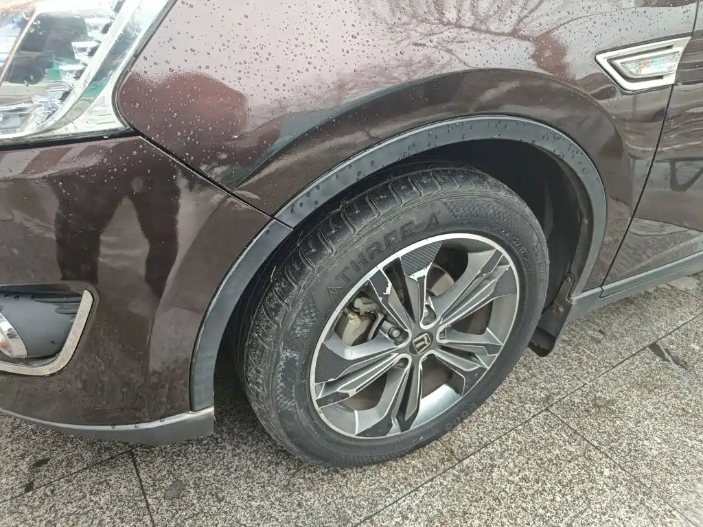Luxgen U6 SUV 2016 2015 1.8T Fashion Upgrade