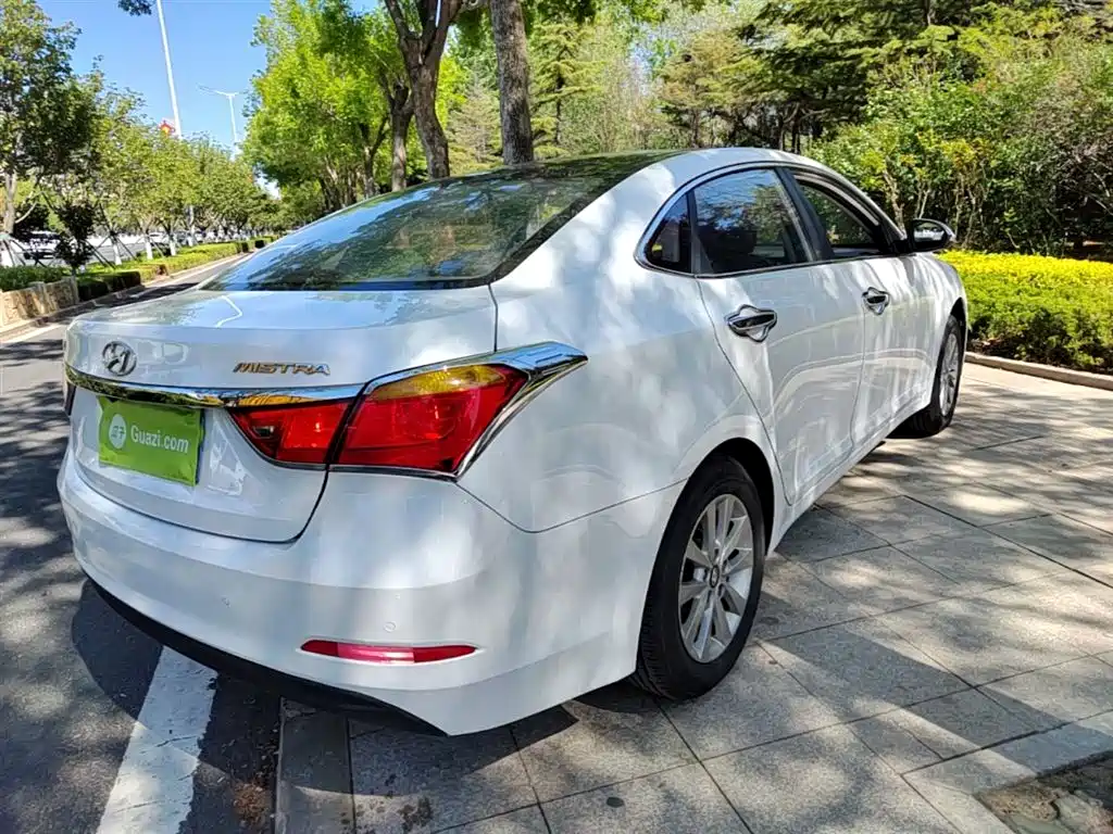 Hyundai Mistra 2014 1.8L Auto Smart GLS фото 7