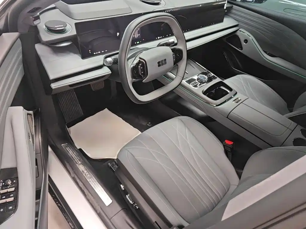 Geely Galaxy Galaxy E8 2025 2025 575km Exploration Smart Drive Edition