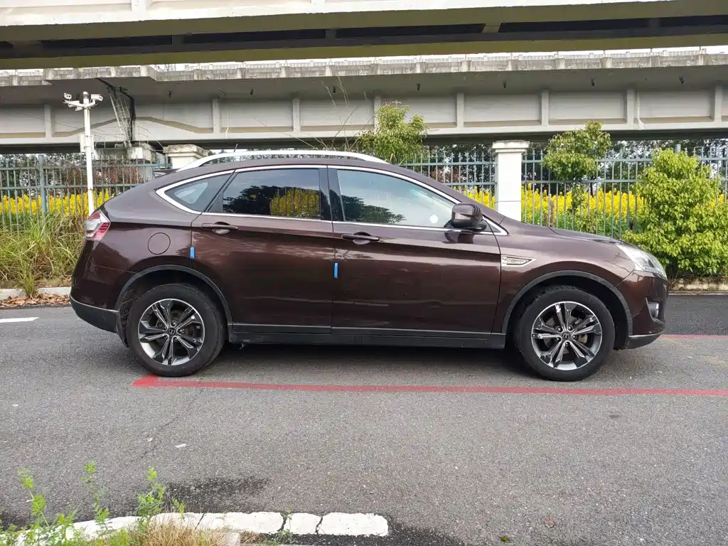 Luxgen U6 SUV 2016 2015 1.8T Fashion Upgrade