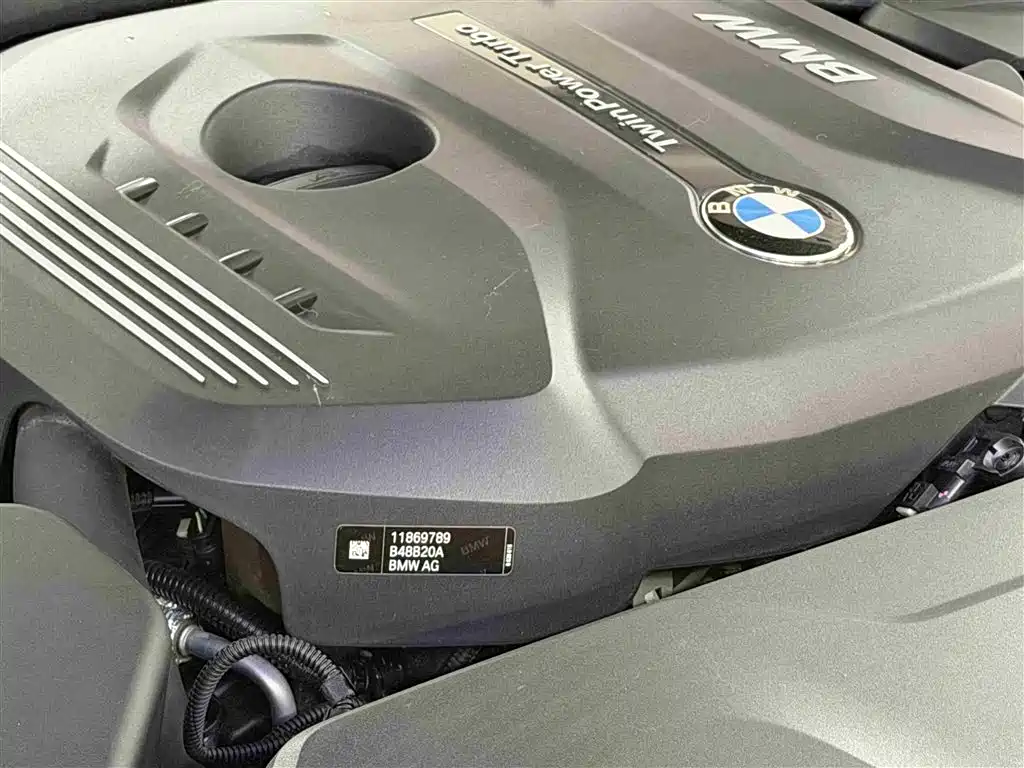 BMW 1 Series (Import) 2016 120i Leading Model фото 10