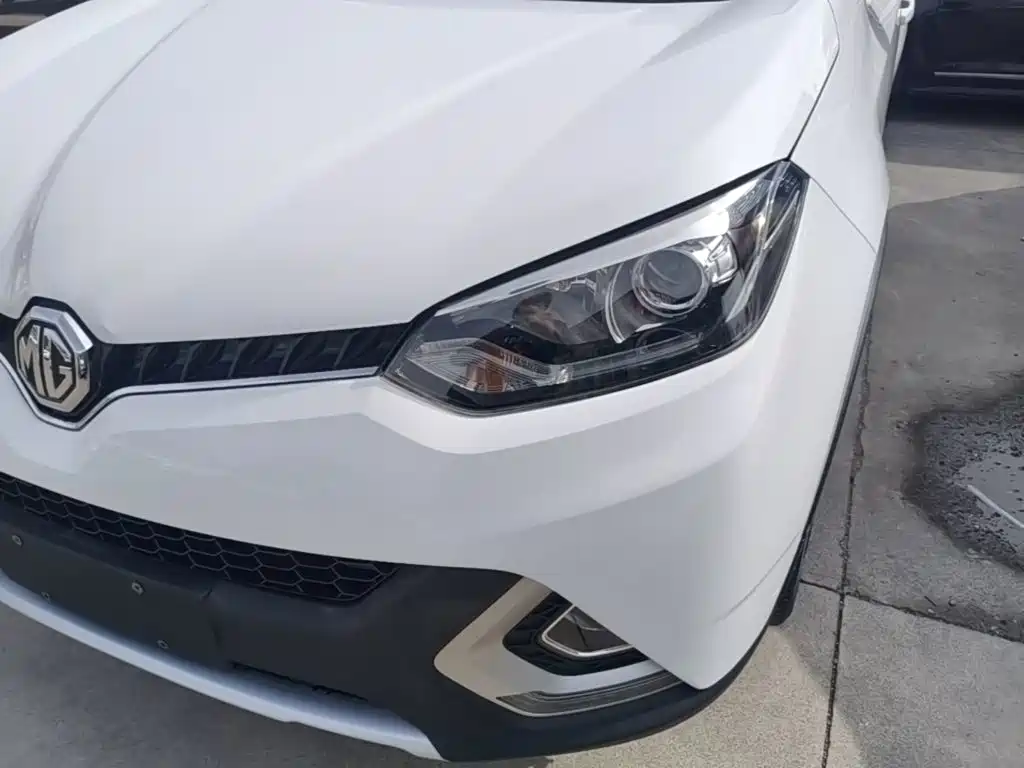 Фото 24 - MG Roewe RX5
