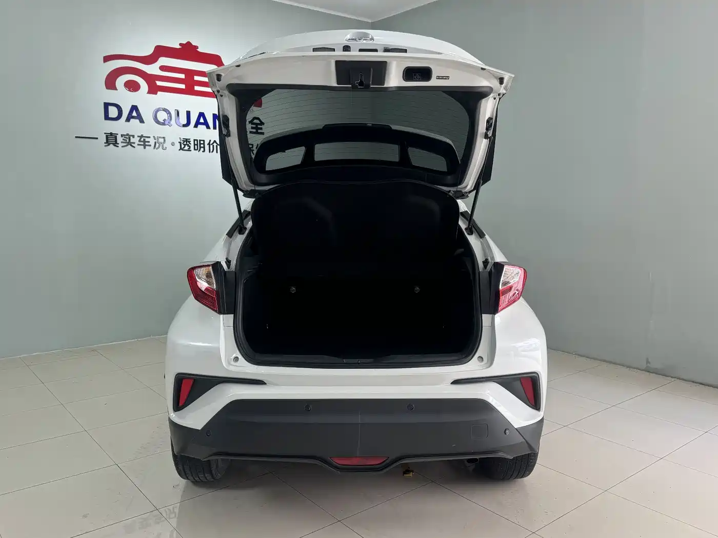 Toyota IZOA 2021 2.0L Yixiang Edition фото 16