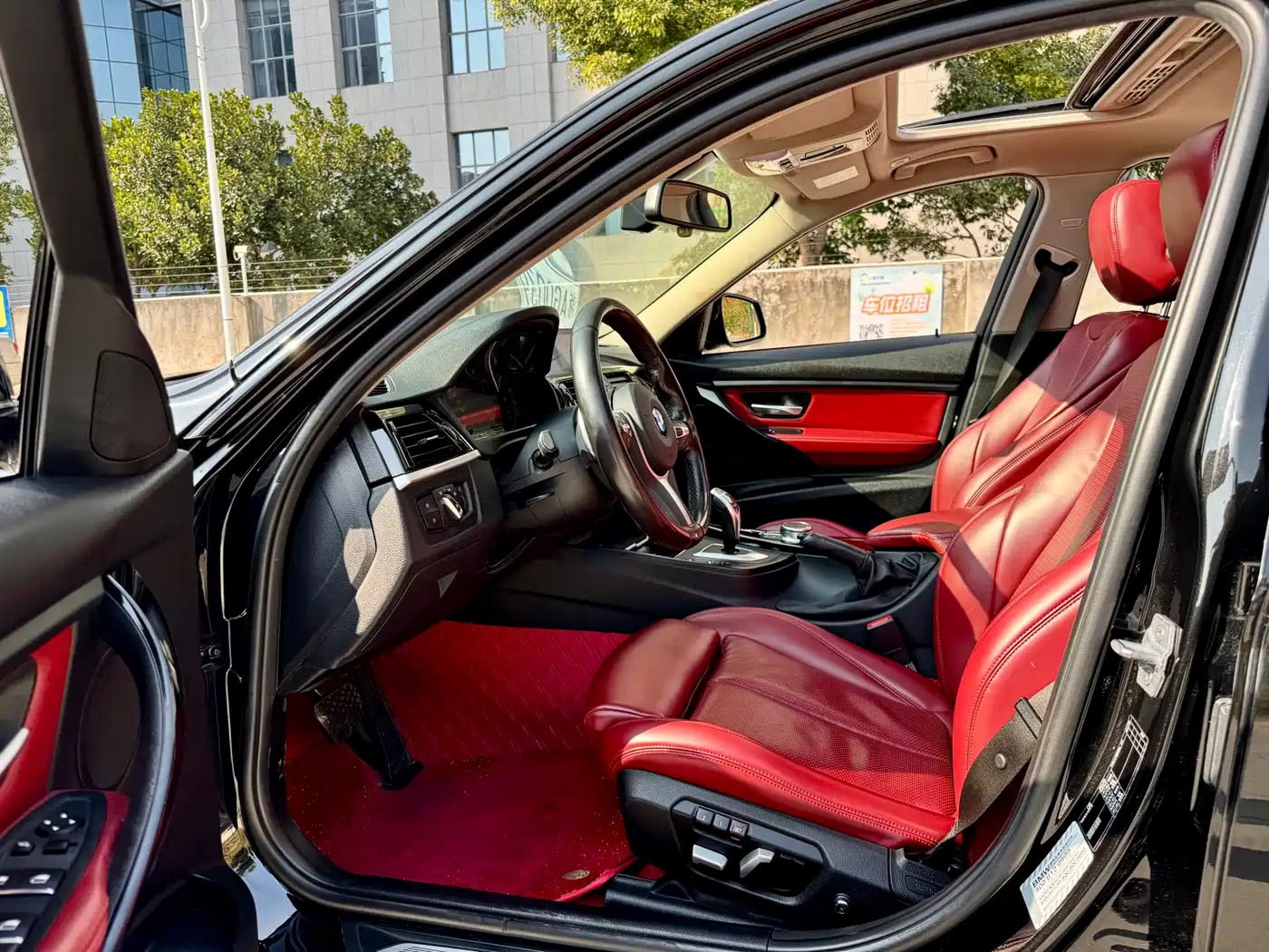 BMW 3 Series 2019 320Li M Luxury Package фото 4