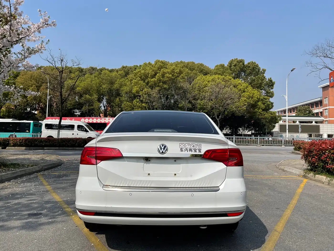 Volkswagen Bora 2017 1.6L Automatic Comfort фото 5