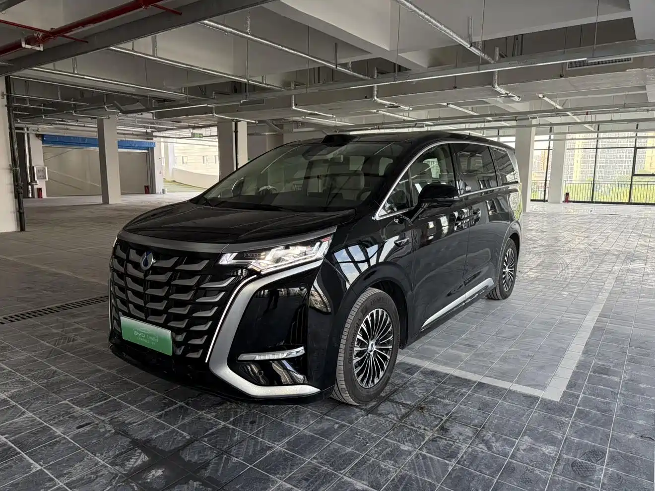 Denza D9 2025 2025 Model DM-i Smart Drive Edition 1020 AWD Flagship