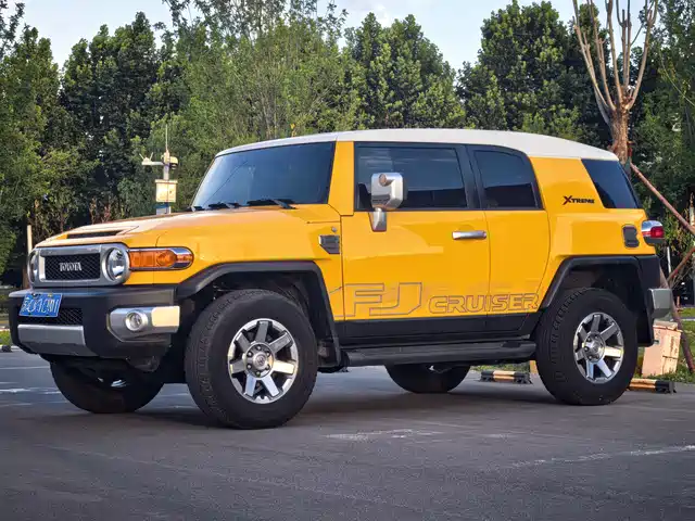 Toyota FJ Cruiser