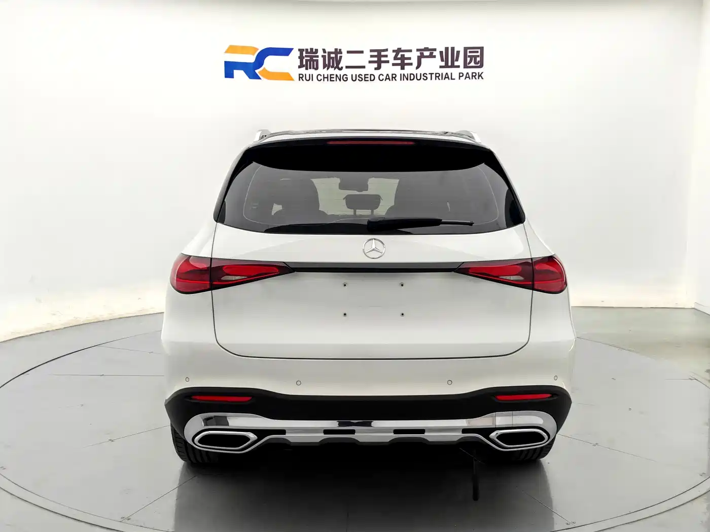 Фото 4 - Mercedes-Benz GLC