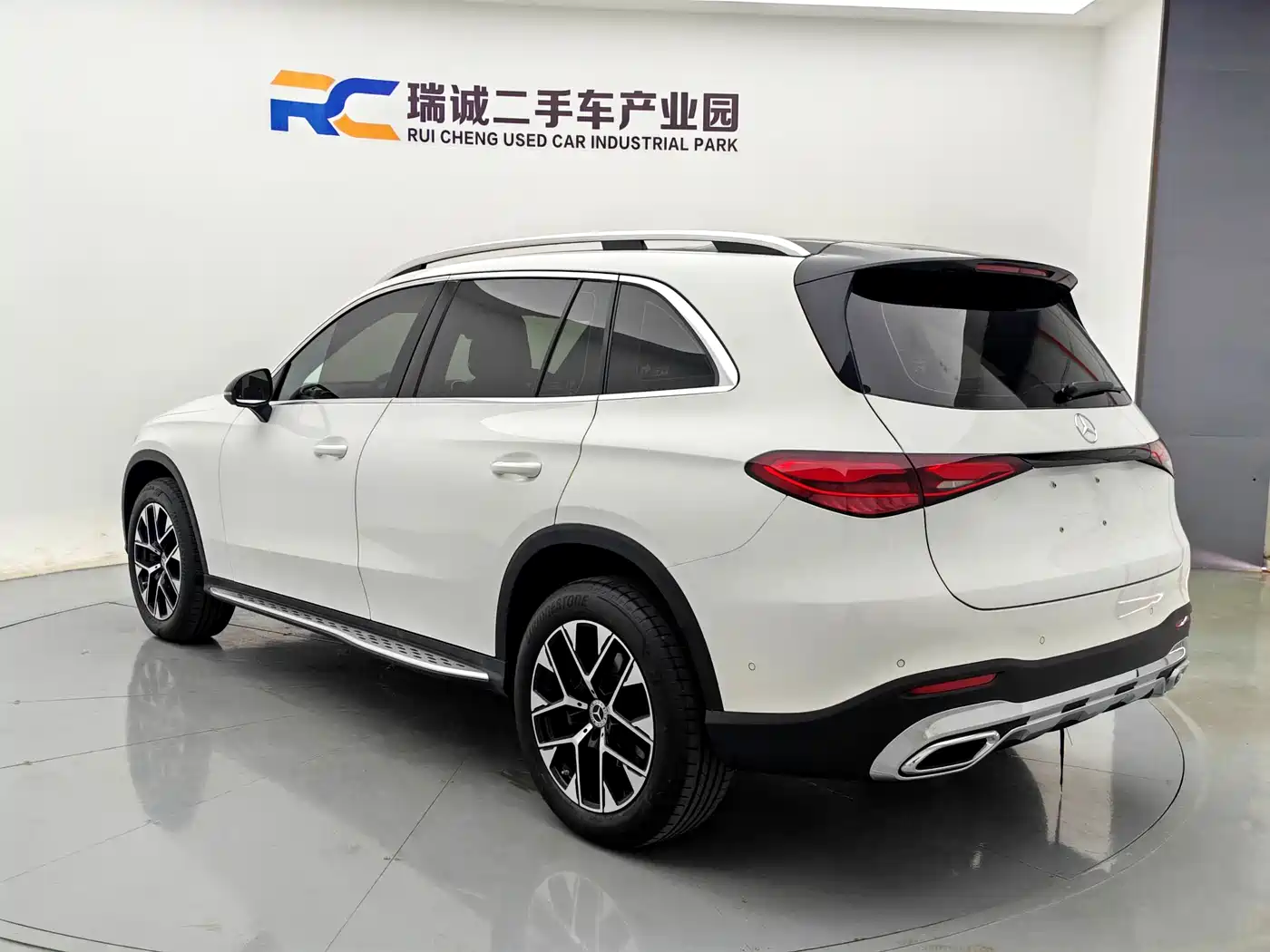 Фото 17 - Mercedes-Benz GLC