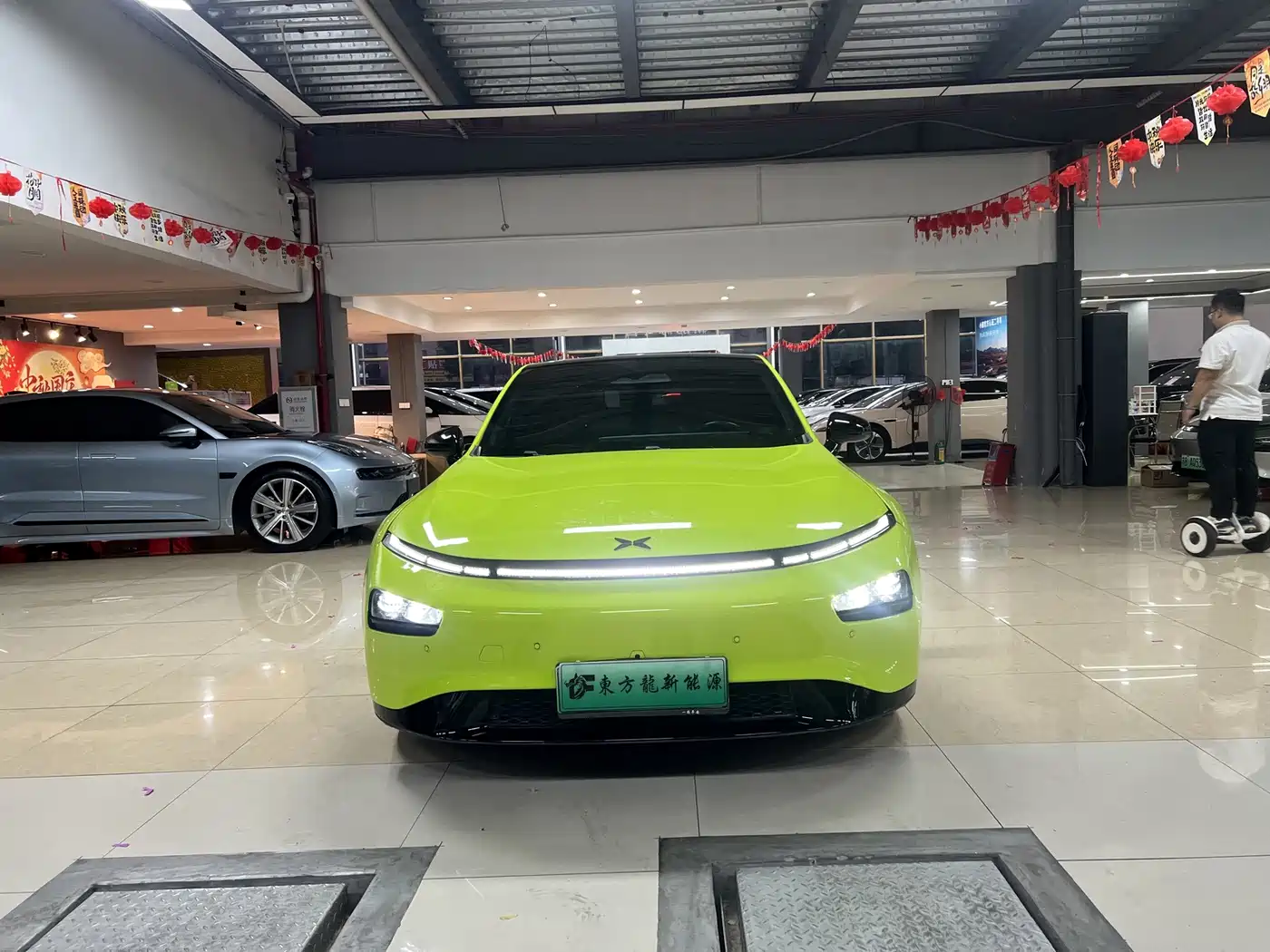 Фото 5 - XPeng P7