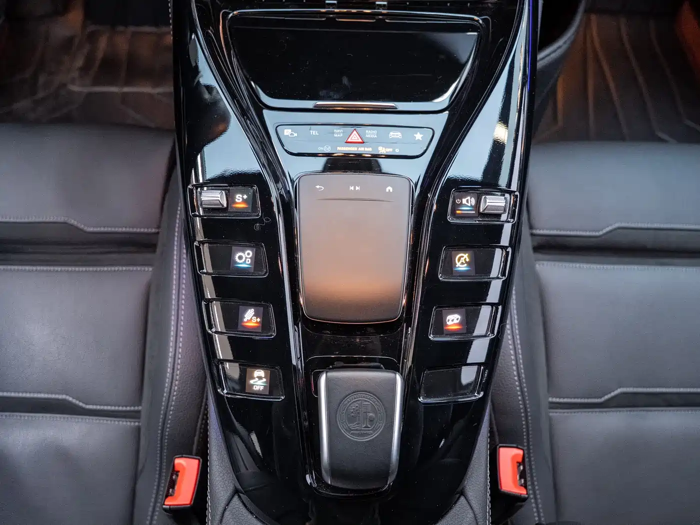 Mercedes-Benz AMG GT 2023 AMG GT 50 4-Door Coupe фото 16