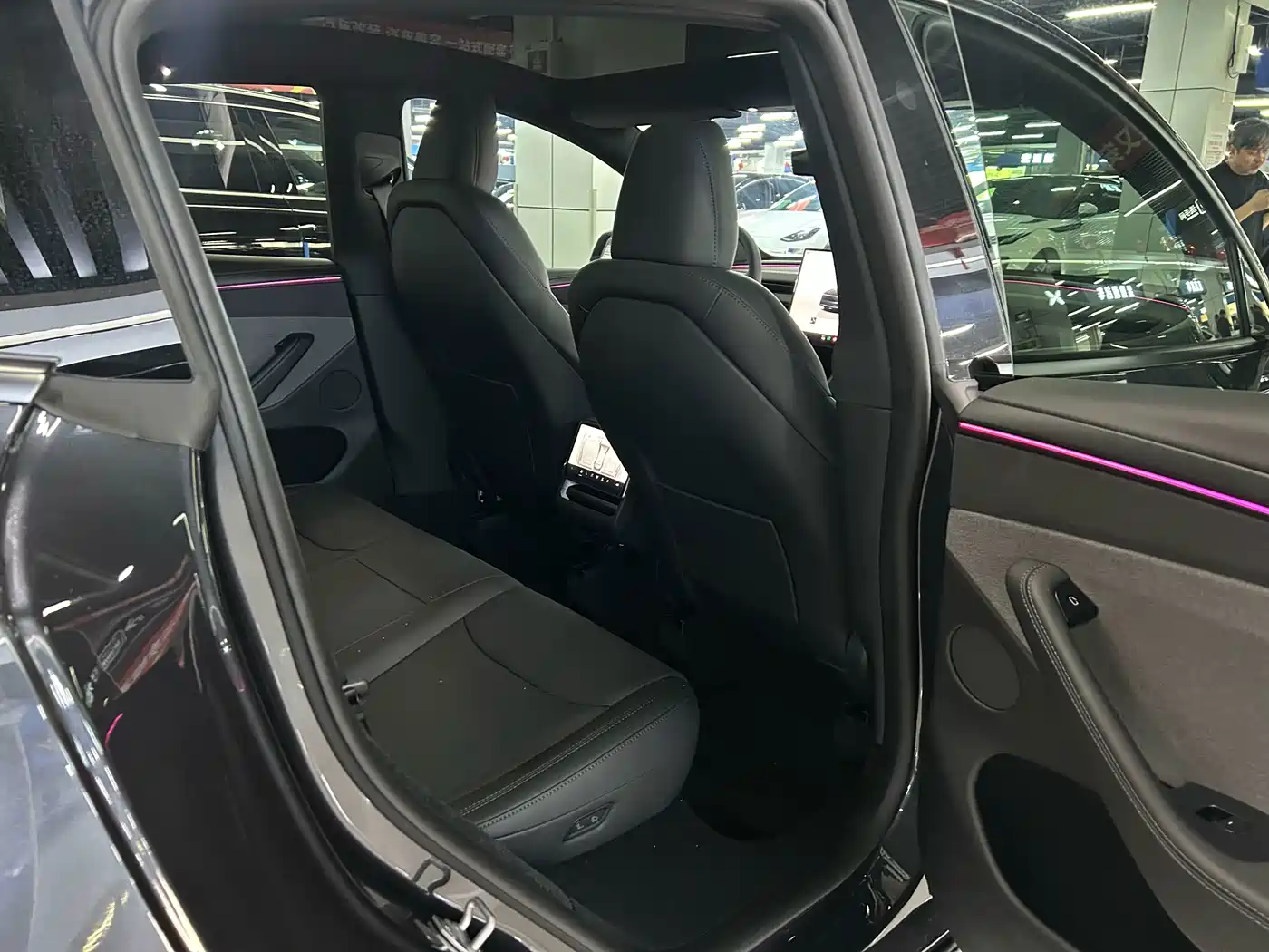 Tesla Model Y 2026 2026 Rear-Wheel Drive