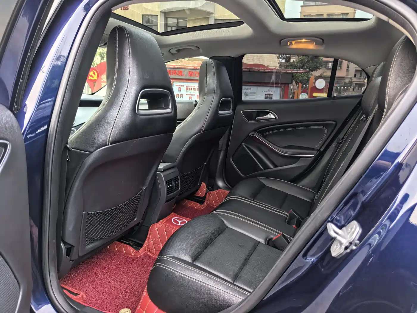 Mercedes-Benz GLA 2016 GLA 220 4MATIC Fashion фото 10