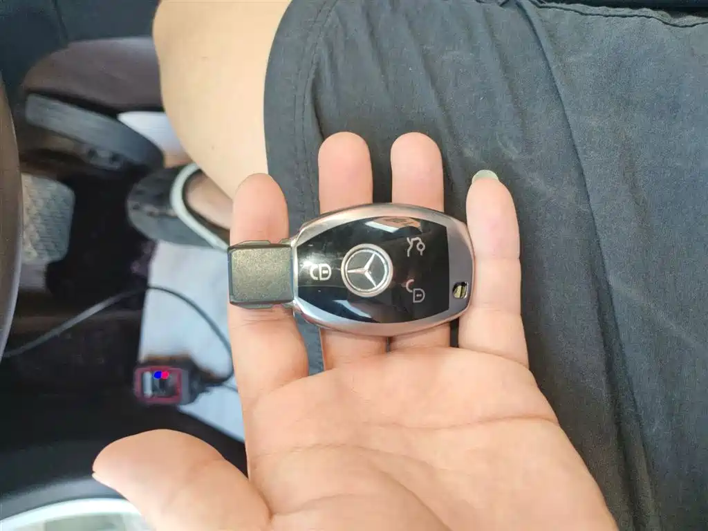 Mercedes-Benz GLC 2019 Model GLC 200 L 4MATIC фото 9