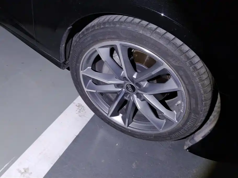 AUDI A6 (IMPORT)