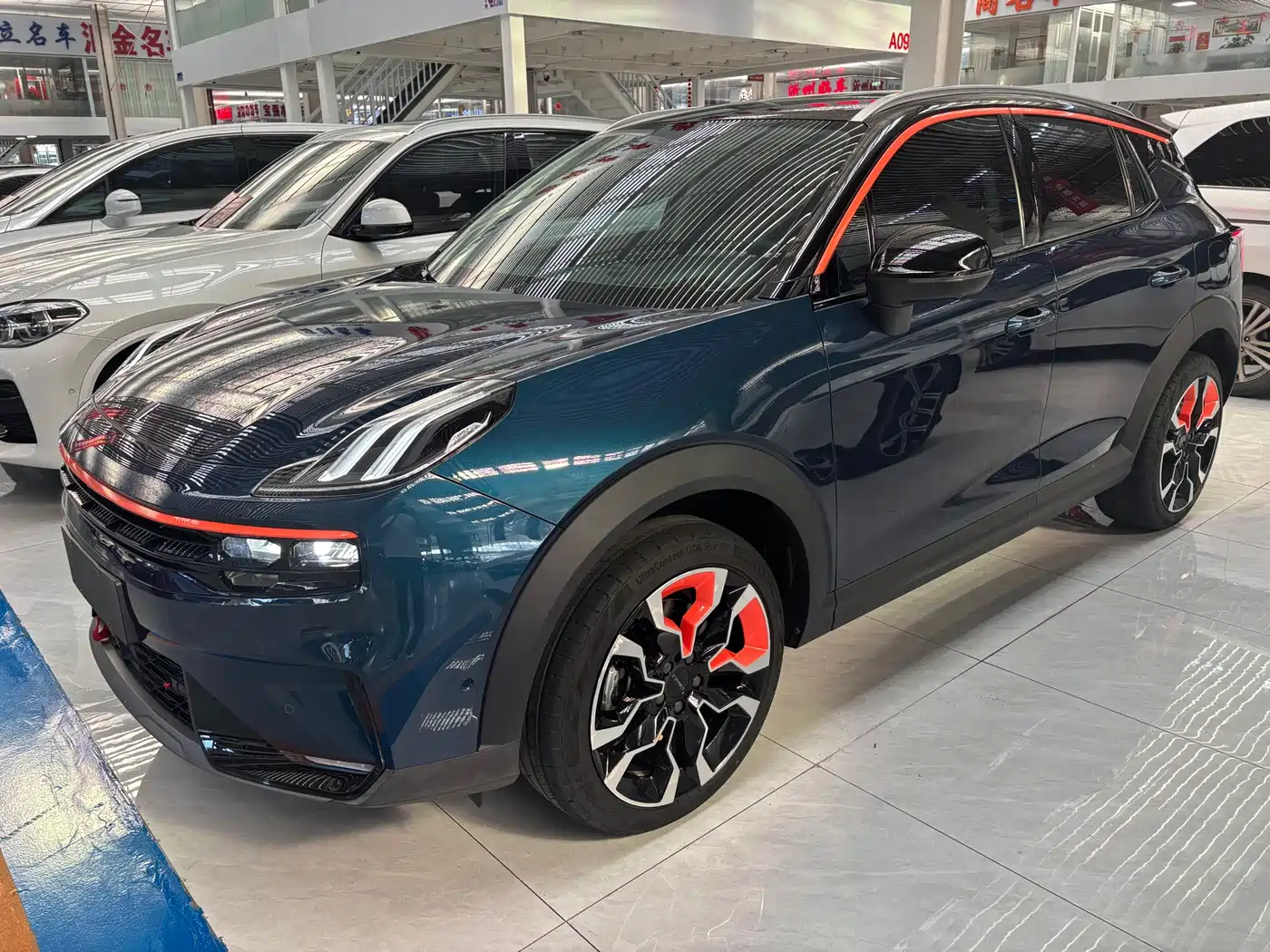 Lynk & Co 06 2020 1.5T Halo фото 3