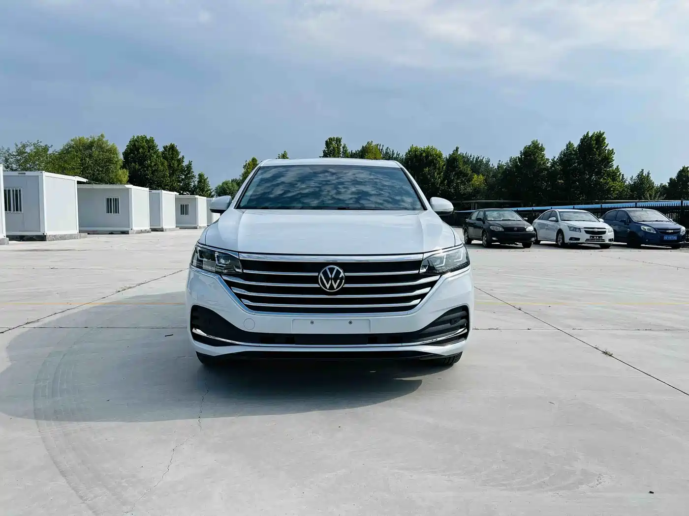 Photo 2 - Volkswagen Viloran