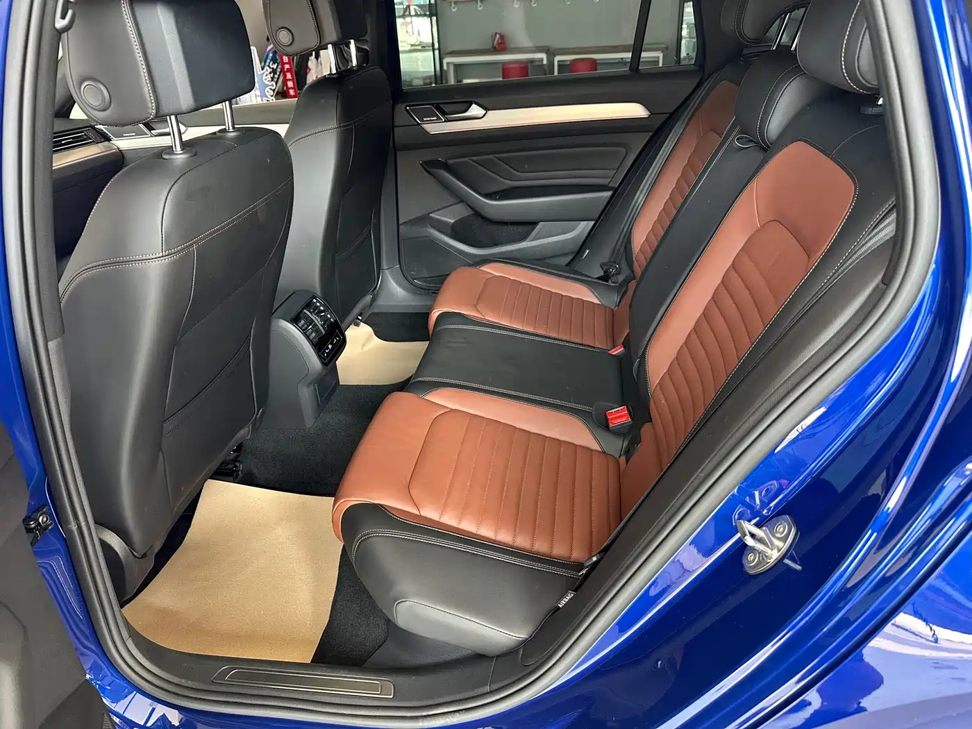 Volkswagen Weilan 2021 2.0T Touring фото 10
